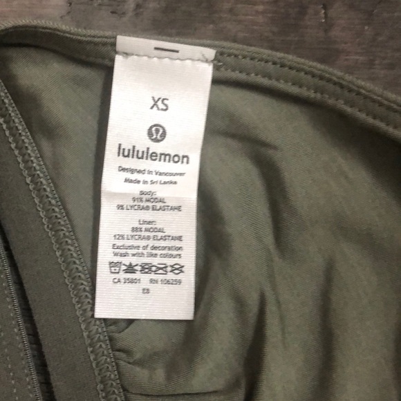 Lululemon Simply There Triangle woman’s Bralette - Picture 5 of 9